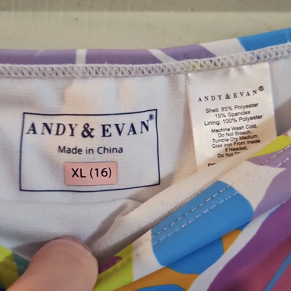Andy & Evan Girls' Two-Piece Swimsuit: FLORAL PRINT: NEW WITH TAGS: SIZE XL (16)